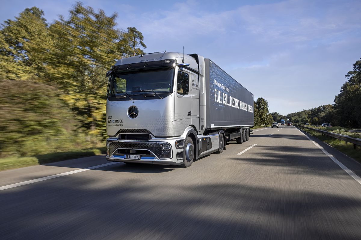 Mercedes-Benz NextGenH2 Truck